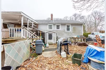 278 W McCabe St, Dartmouth, MA 02747 - Photo 19