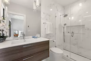 39 A St, Boston, MA 02127 - Photo 9