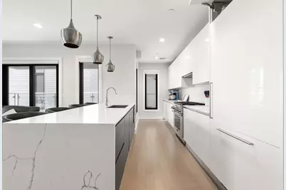 39 A St #16, Boston, MA 02127 - Photo 3