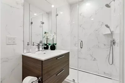 39 A St #16, Boston, MA 02127 - Photo 11