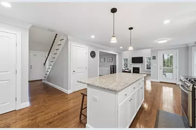 44 Bacon St, Pepperell, MA 01463 - Photo 9