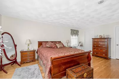 15 Meadow Drive, Lowell, MA 01854 - Photo 13