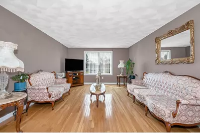 15 Meadow Drive, Lowell, MA 01854 - Photo 9