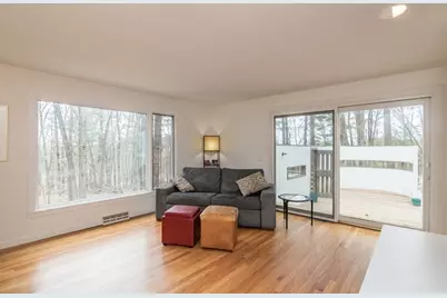 43 Morgan Cir, Amherst, MA 01002 - Photo 19