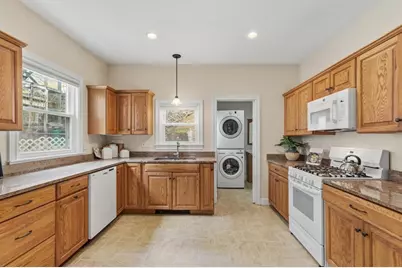 34 Summer St, Gloucester, MA 01930 - Photo 9