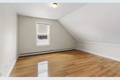 34 Summer St, Gloucester, MA 01930 - Photo 17