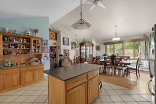 6 Plum Tree Ln, Hubbardston, MA 01452 - Photo 7