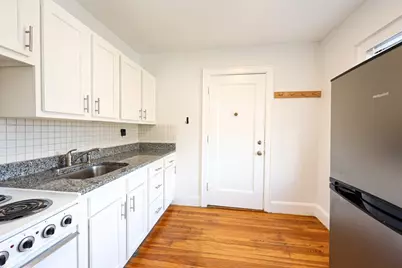 195 Thomas Burgin Pkwy #407, Quincy, MA 02169 - Photo 5