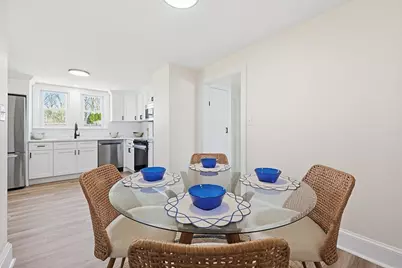 47 Willow St, Woburn, MA 01801 - Photo 11