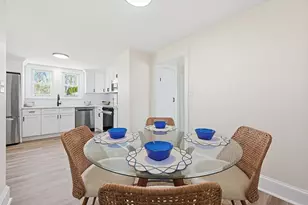 47 Willow St, Woburn, MA 01801 - Photo 11