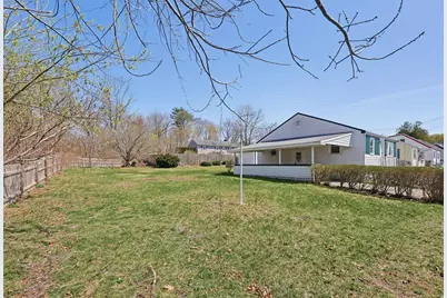 47 Willow St, Woburn, MA 01801 - Photo 25