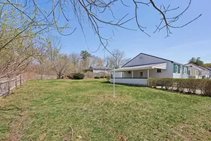 47 Willow St, Woburn, MA 01801 - Photo 25