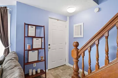 49 West St, Chicopee, MA 01013 - Photo 5