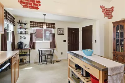 49 West St, Chicopee, MA 01013 - Photo 23