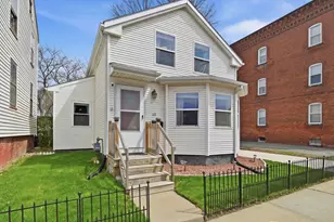 49 West St, Chicopee, MA 01013 - Photo 1