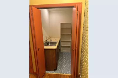 46 Main St #Front, Northampton, MA 01060 - Photo 11