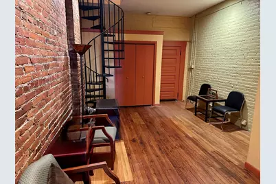 46 Main St #Front, Northampton, MA 01060 - Photo 15