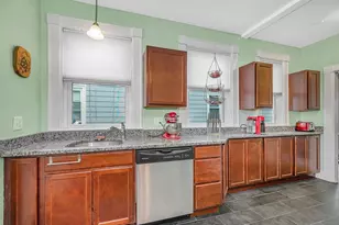 38 Cherry St, Lynn, MA 01902 - Photo 15