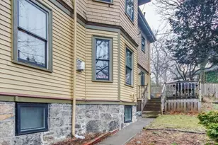 584 Centre St, Boston, MA 01230 - Photo 17