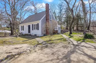 17 Mariner Rd, Tisbury, MA 02568 - Photo 5