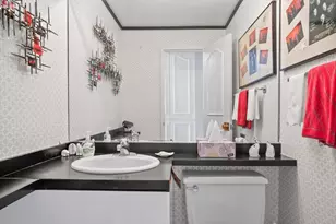 180 Beacon St, Boston, MA 02116 - Photo 19