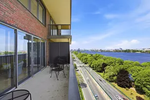 180 Beacon St, Boston, MA 02116 - Photo 9
