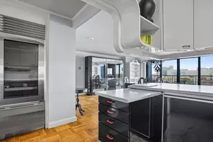 180 Beacon St, Boston, MA 02116 - Photo 17