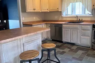 1511 Dunhamtown Brimfield Rd, Brimfield, MA 01010 - Photo 5