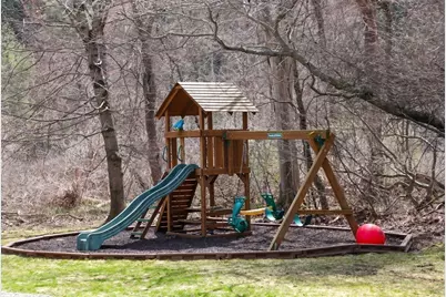 122 Elm St, North Reading, MA 01864 - Photo 7