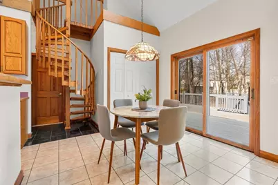 428 Broadway, Lynnfield, MA 01940 - Photo 9