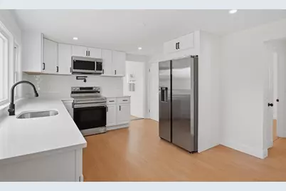 10 Lavoie Ave, Milford, MA 01757 - Photo 5