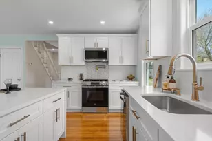11 Quincy Ave, Norwood, MA 02062 - Photo 11