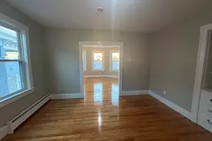 135 Lawton Ave, Lynn, MA 01901 - Photo 3