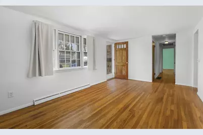 22 Longfellow Dr, Barnstable, MA 02632 - Photo 9