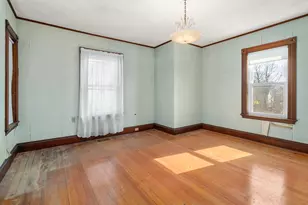 73 Taylor St, Quincy, MA 02170 - Photo 9