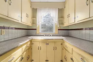 73 Taylor St, Quincy, MA 02170 - Photo 15