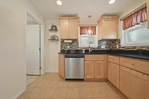 15 Verdmont Ave, Lynn, MA 01904 - Photo 5