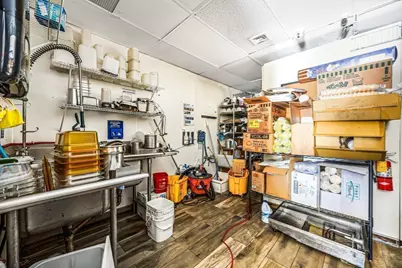 1535 Memorial Dr, Chicopee, MA 01020 - Photo 23