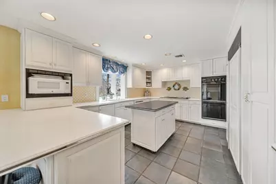 131 Fair Oaks Park, Needham, MA 02492 - Photo 17