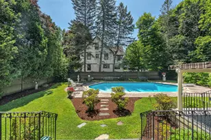 131 Fair Oaks Park, Needham, MA 02492 - Photo 3