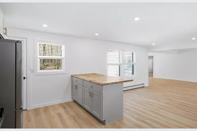 309 Pleasant St, Paxton, MA 01612 - Photo 23