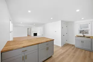 309 Pleasant St, Paxton, MA 01612 - Photo 25