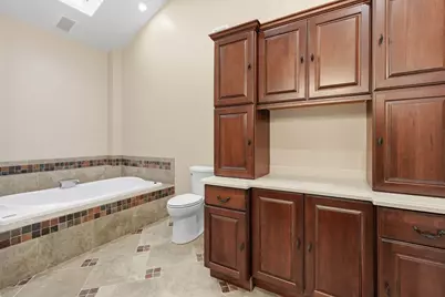 101 Barry Dr, Tewksbury, MA 01876 - Photo 29