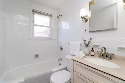 17 Charles Rd #17, Winchester, MA 01890 - Photo 9