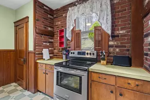 35 Chesterfield Rd, Worcester, MA 01602 - Photo 1