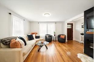 7 Atherton St, Natick, MA 01760 - Photo 5