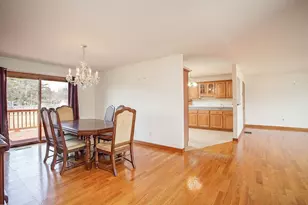 62 Parenteau Ct, Chicopee, MA 01020 - Photo 15