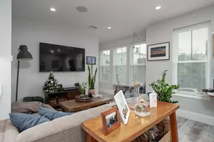 45 L St, Boston, MA 02127 - Photo 5