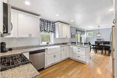 63 Christmas Tree Lane, Kingston, MA 02364 - Photo 15