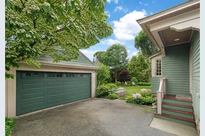 15 Cabot St, Winchester, MA 01890 - Photo 25